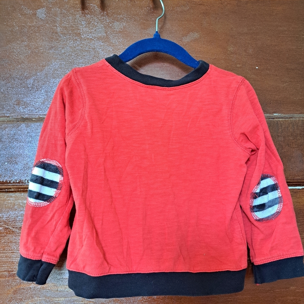 3/35$ Guess Kids Cardigan – Red & Black – Logo Triangle – 100% Cotton – Size 2T - Picture 4 of 5
